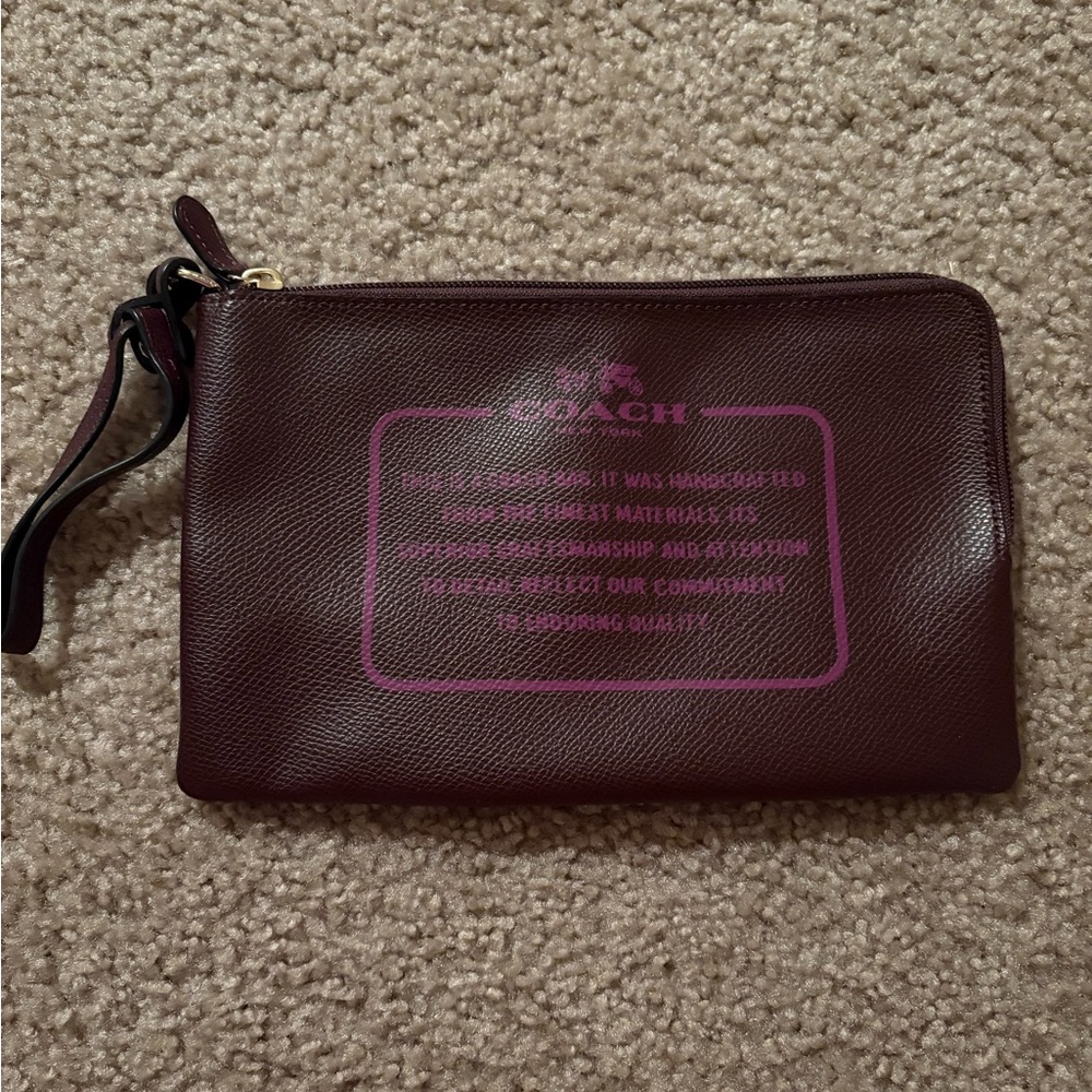 Coach Burgundy Leather Pouch 🤎